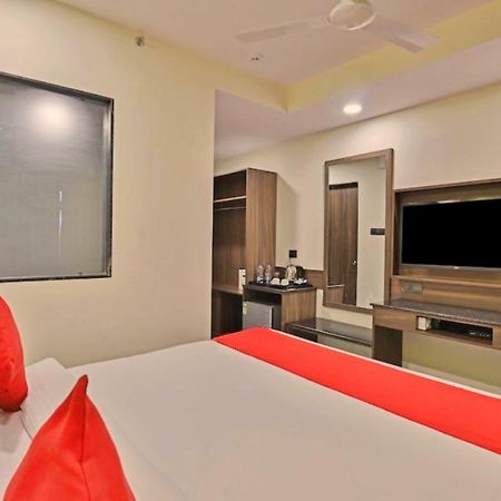 Genx Surat By 1589 Hotels Palsana  エクステリア 写真