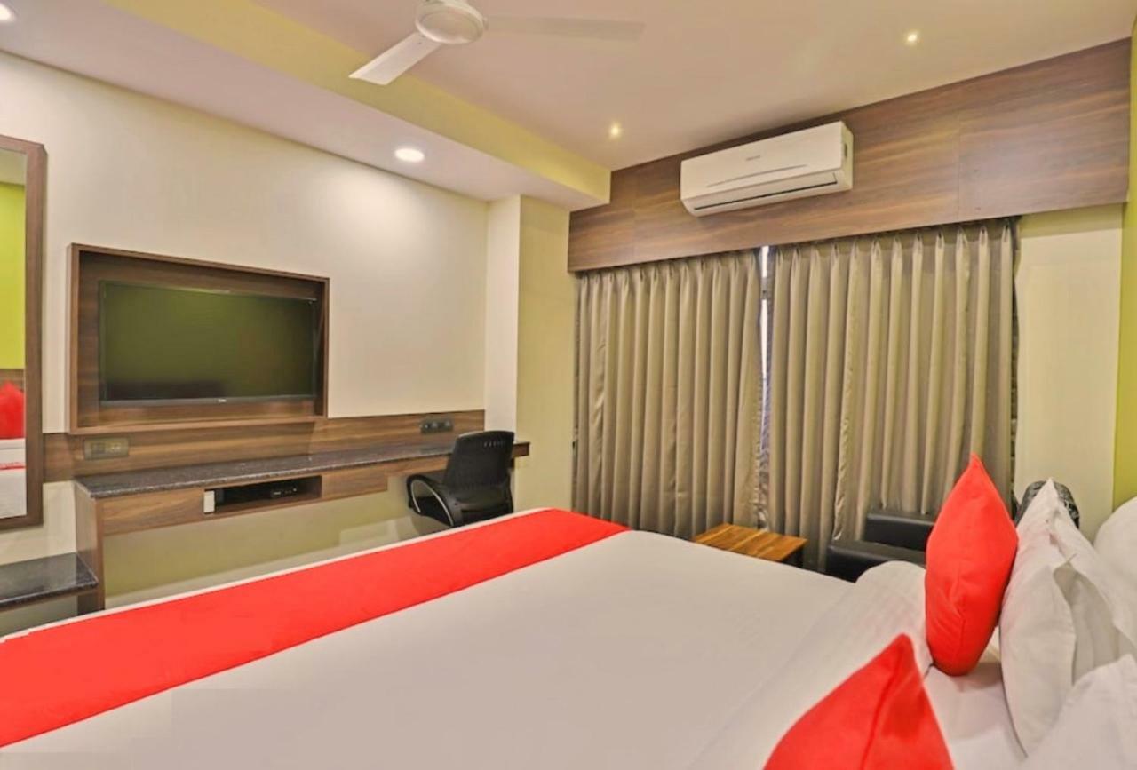 Genx Surat By 1589 Hotels Palsana  エクステリア 写真